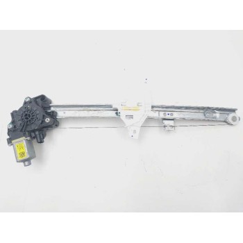 ELEVALUNAS DELANTERO DERECHO 82402Q0010 