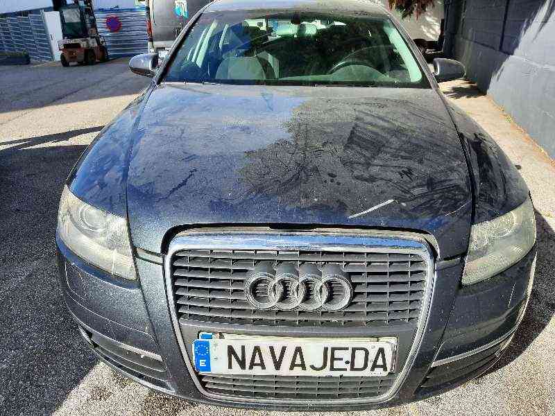 AUDI A6 BERLINA (4F2)