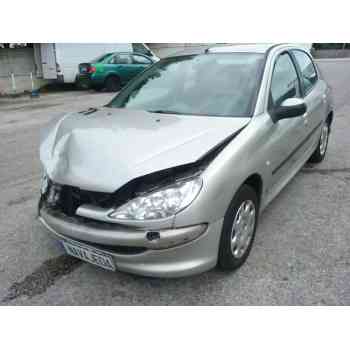 PEUGEOT 206 BERLINA