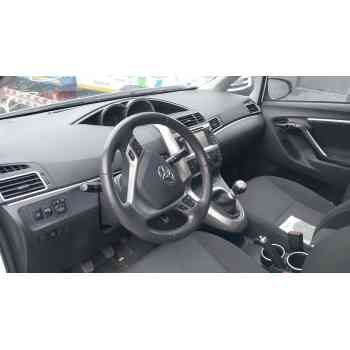 TOYOTA VERSO (_R2_)