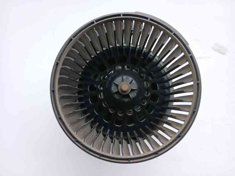 Recambio de motor calefaccion para renault clio iv grandtour (kh_) 0.9 tce 90 referencia OEM IAM T1029527H T1029527H 