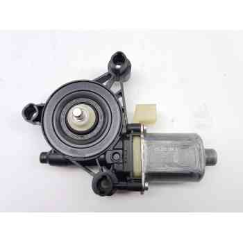 MOTOR ELEVALUNAS DELANTERO IZQUIERDO 0130822076 5Q0959802C 