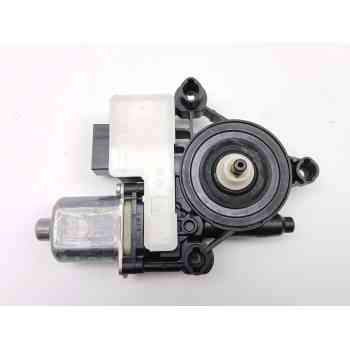 MOTOR ELEVALUNAS TRASERO IZQUIERDO 0130822725 5Q0959407E 