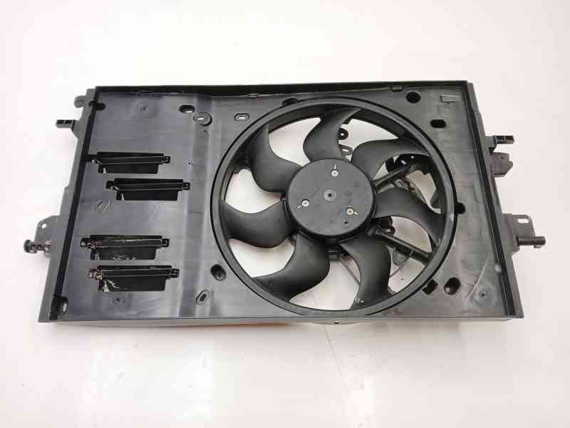 Recambio de electroventilador para renault express furgón/monospace 1.5 blue dci 95 (f6ab) referencia OEM IAM T811324 214817571R