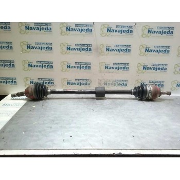 TRANSMISION DELANTERA DERECHA SIN ABS 