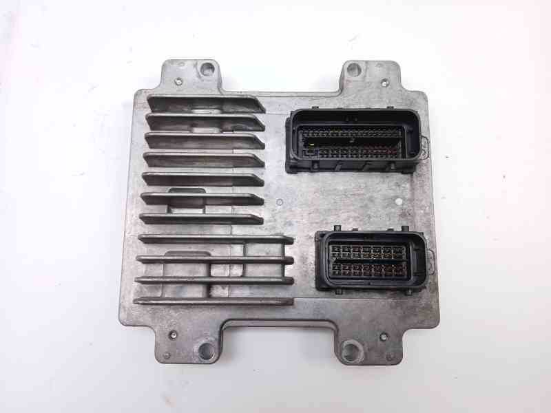 Recambio de centralita motor uce para opel astra j (p10) 1.6 (68) referencia OEM IAM 12638807 12638807 