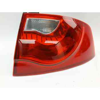 PILOTO TRASERO DERECHO 3R5945096C 