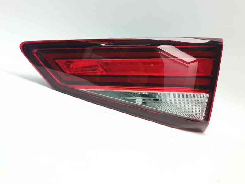 Recambio de piloto trasero derecho interior para seat ateca (kh7, khp) 1.4 tsi referencia OEM IAM 575945308D  