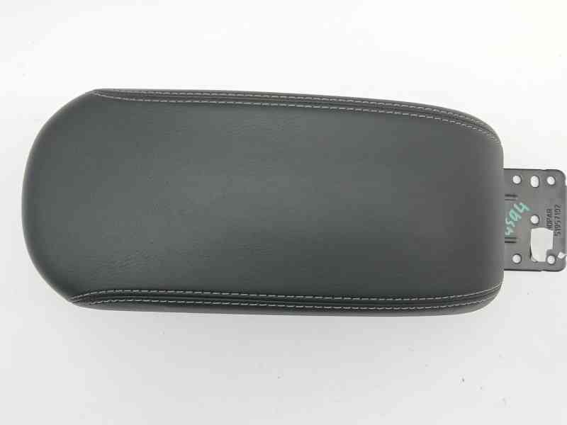 Recambio de apoyabrazos central para jeep renegade suv (bu, b1, bv) 1.6 1.6 multijet referencia OEM IAM 51957102  