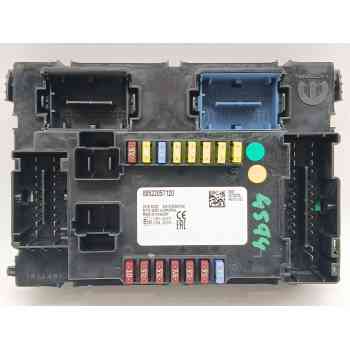 CAJA RELES / FUSIBLES 00522057120 522057120 
