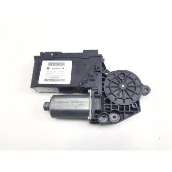 MOTOR ELEVALUNAS TRASERO DERECHO 0130821764 7L0959794A 102236XXX