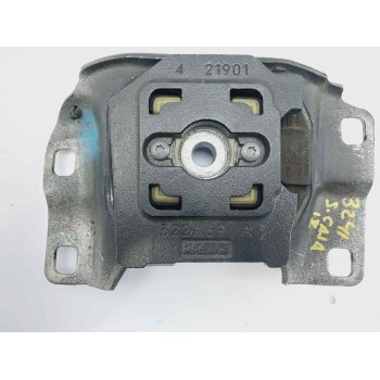 SOPORTE MOTOR DERECHO V617M121 