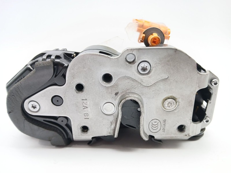 Recambio de cerradura puerta trasera derecha para opel zafira tourer c (p12) 2.0 cdti (75) referencia OEM IAM 13579566  