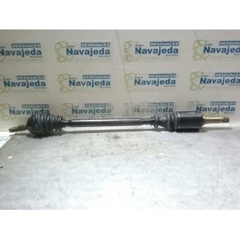 TRANSMISION DELANTERA DERECHA SIN ABS 