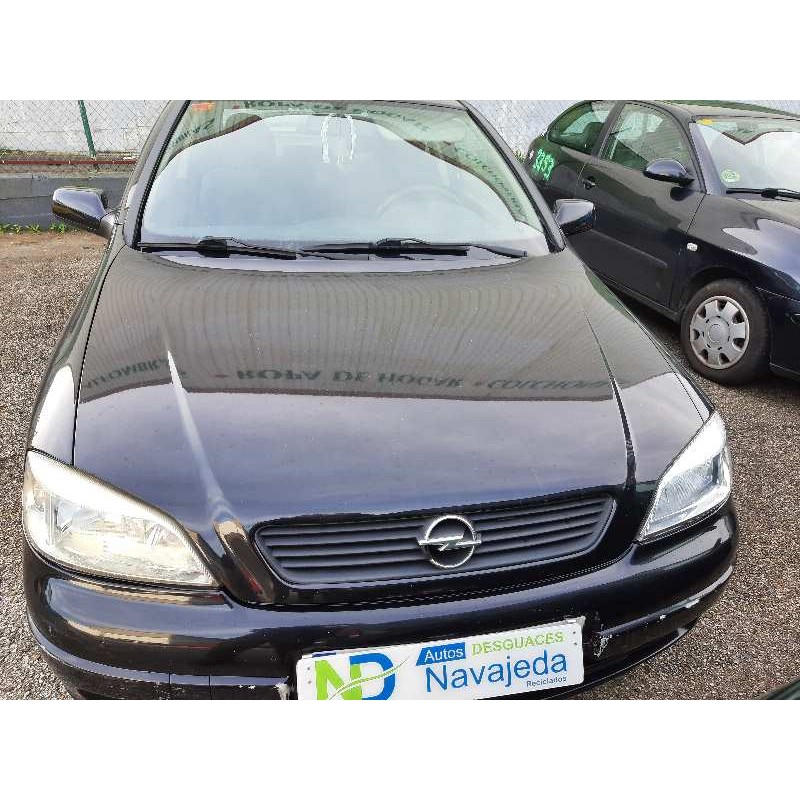 opel astra g berlina del año 2002