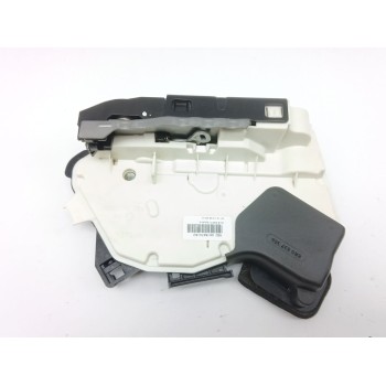 CERRADURA PUERTA DELANTERA DERECHA 5K1837016D 