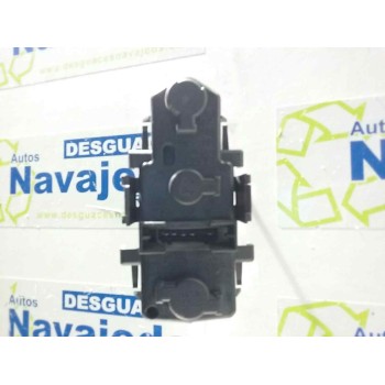 PORTALAMPARAS TRASERO IZQUIERDO 