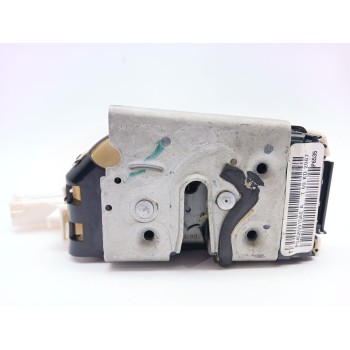 CERRADURA PUERTA TRASERA IZQUIERDA P04589915AE 