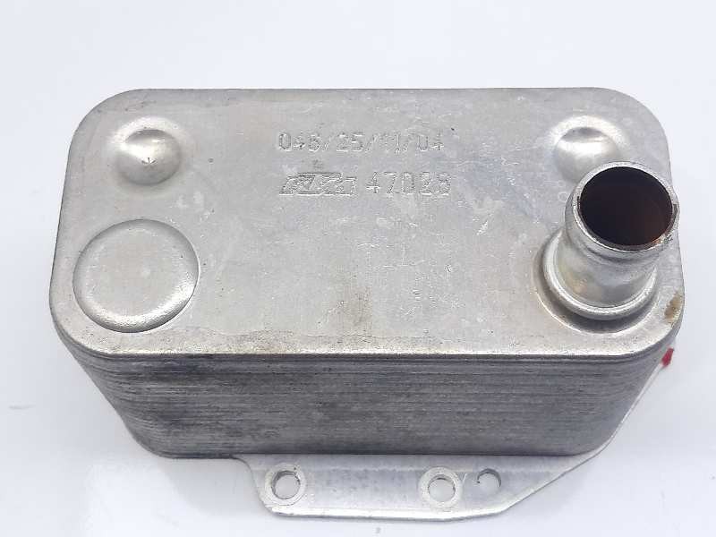 Recambio de enfriador aceite motor para bmw serie 5 berlina (e60) 525d referencia OEM IAM 47028 11427788462 