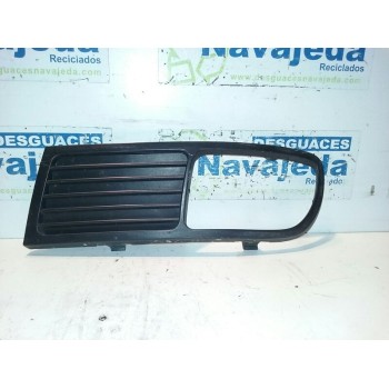 REJILLA PARAGOLPES IZQUIERDA 