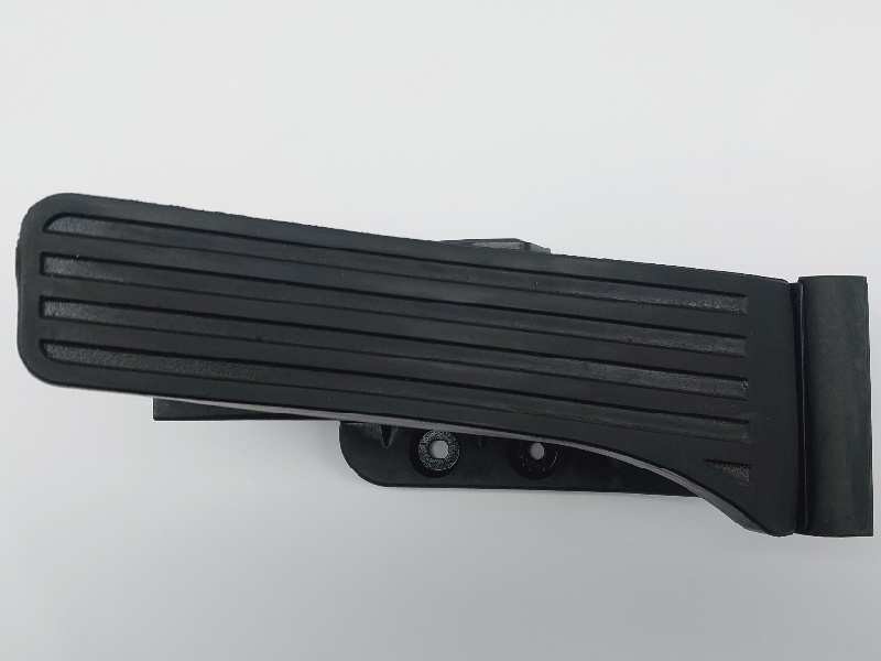 Recambio de potenciometro pedal para mercedes clase c (w204) berlina c 200 cdi blueefficiency (204.001) referencia OEM IAM A2043