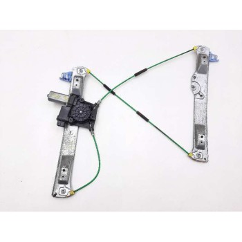 ELEVALUNAS DELANTERO DERECHO 