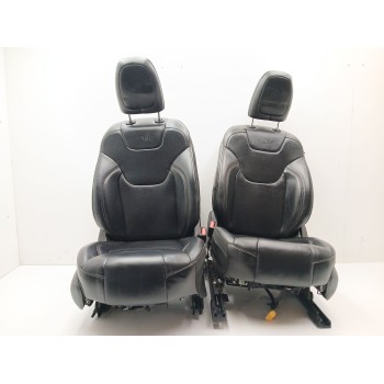 JUEGO ASIENTOS COMPLETO 