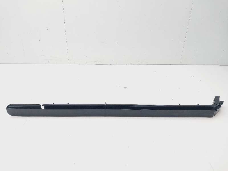 Recambio de puerta lateral corredera izquierda para renault trafic 2.0 dci referencia OEM IAM 781510030R  