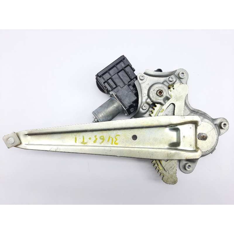 Recambio de elevalunas trasero izquierdo para lexus ct 200h white edition referencia OEM IAM 8571060340 0620204531 