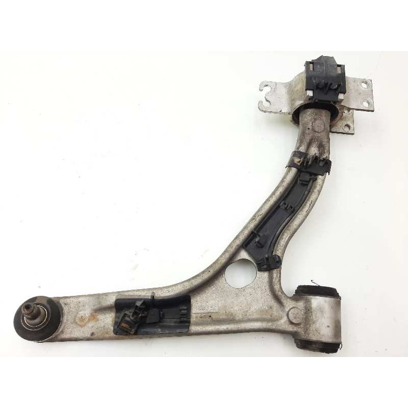 Recambio de brazo suspension inferior delantero derecho para mercedes clase b (w246) b 180 cdi (246.212) referencia OEM IAM A246