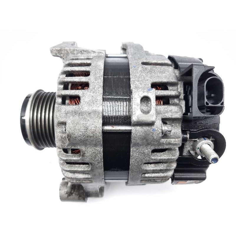 Recambio de alternador para kia stonic (ybcuv) tech referencia OEM IAM 3730004950  