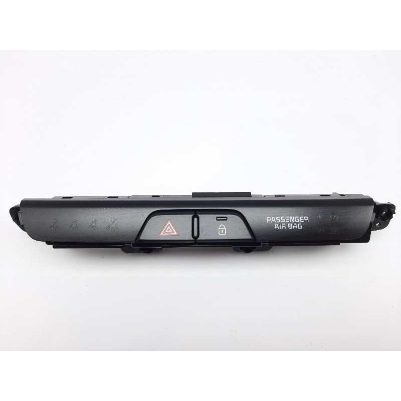 Recambio de warning para kia stonic (ybcuv) tech referencia OEM IAM 4D63611000  