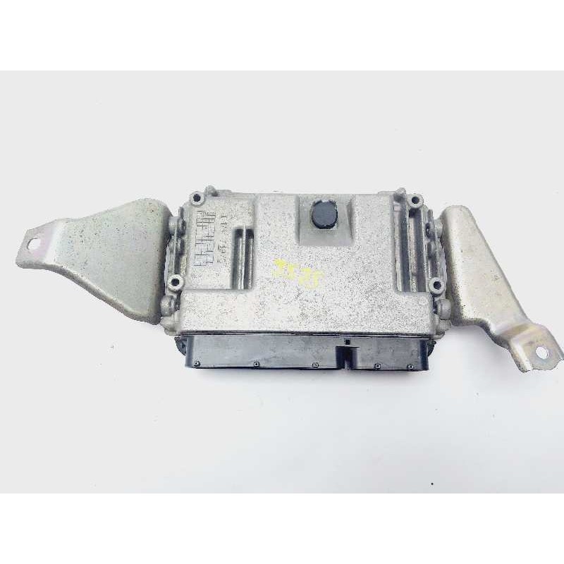 Recambio de centralita motor uce para toyota yaris city referencia OEM IAM 896610DP90  