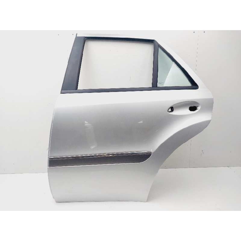 Recambio de puerta trasera izquierda para mercedes clase m (w164) referencia OEM IAM A1647300105  