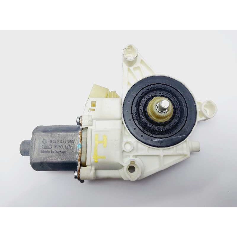 Recambio de motor elevalunas trasero izquierdo para mercedes clase m (w164) referencia OEM IAM A2518200108  