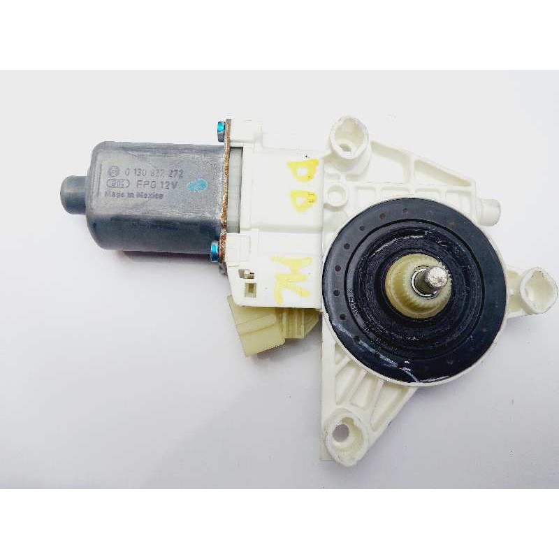 Recambio de motor elevalunas delantero derecho para mercedes clase m (w164) referencia OEM IAM A2518200842  