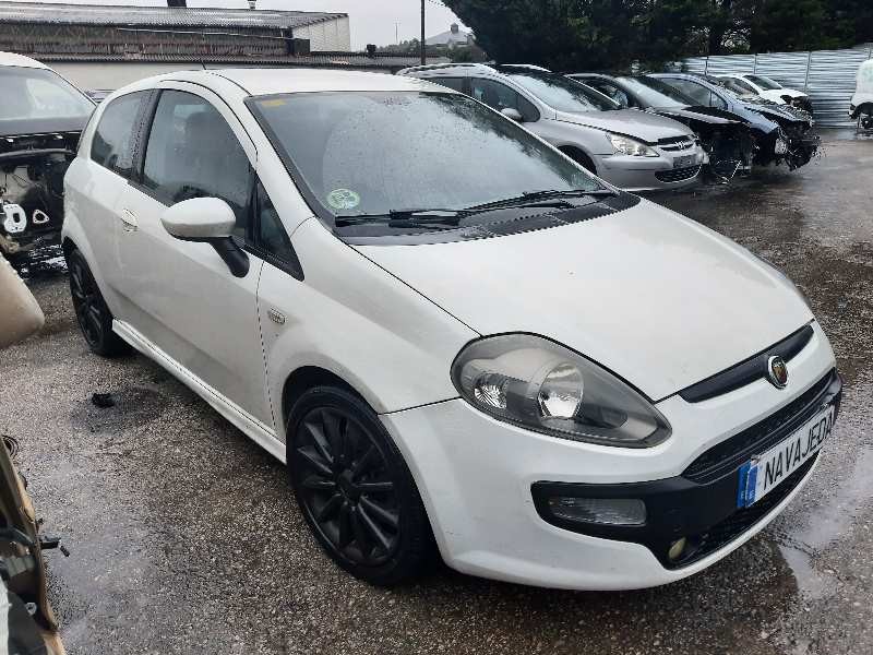 fiat punto (evo) (199) del año 2010