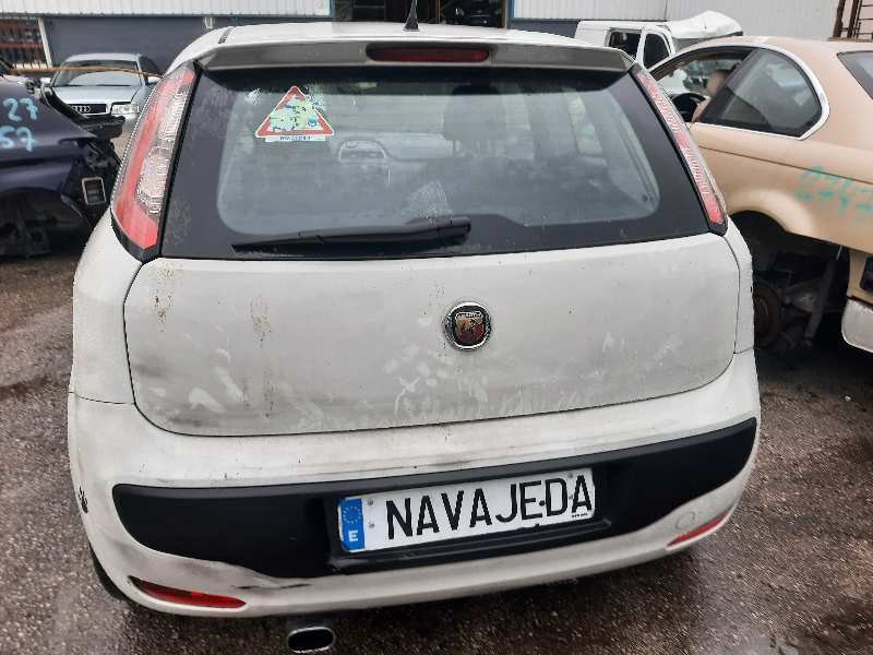 fiat punto (evo) (199) del año 2010