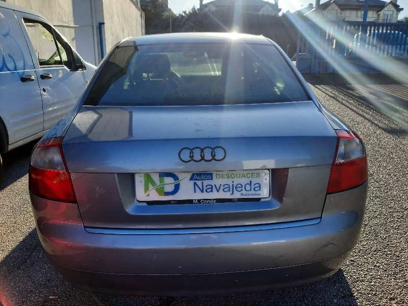 audi a4 berlina (8e) del año 2004