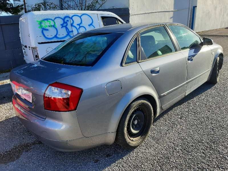 audi a4 berlina (8e) del año 2004