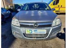 opel astra h berlina del año 2004