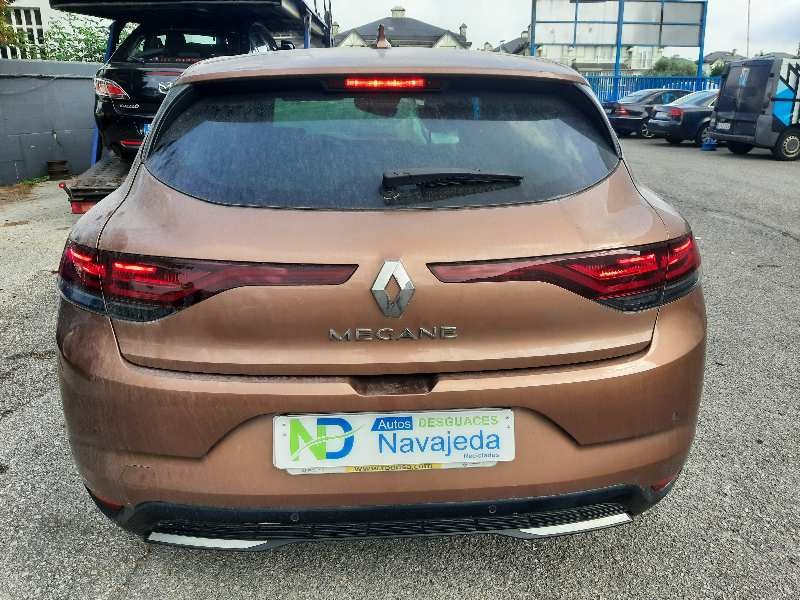 renault megane iv berlina 5p del año 2020