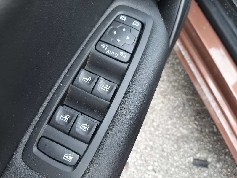 renault megane iv berlina 5p del año 2020