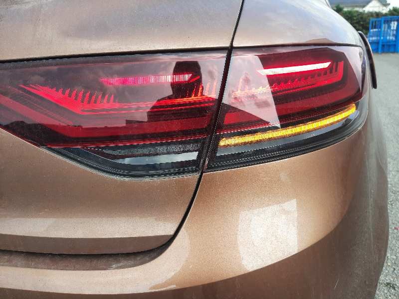 renault megane iv berlina 5p del año 2020