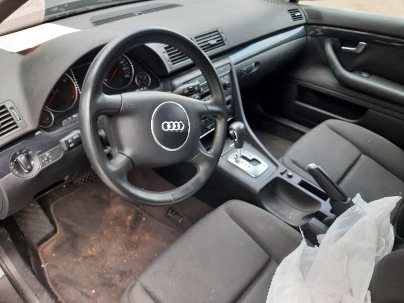 audi a4 berlina (8e) del año 2001