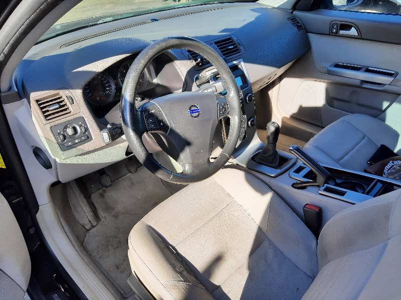 volvo v50 familiar del año 2009