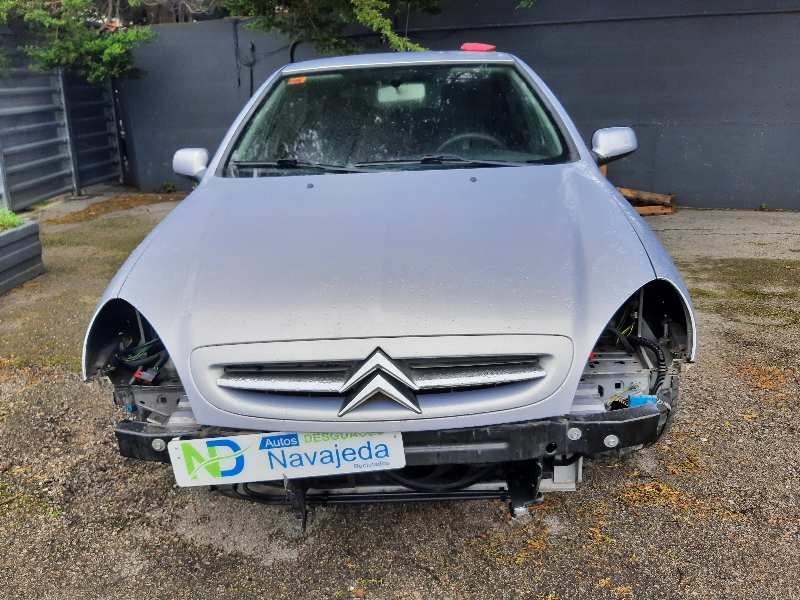 citroen xsara berlina del año 2001