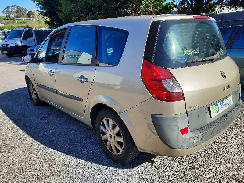 renault scenic ii del año 2006