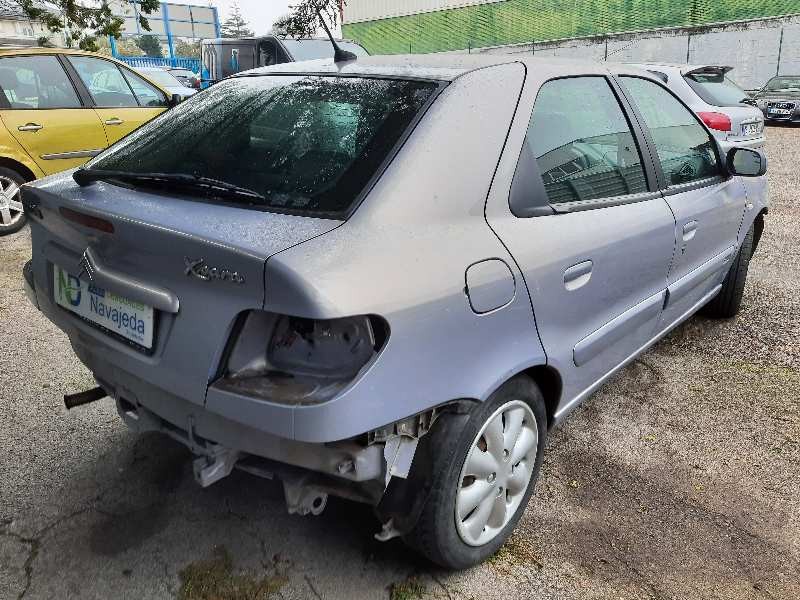 citroen xsara berlina del año 2001