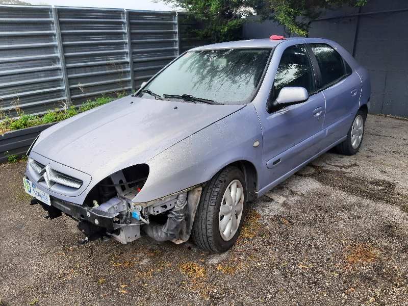 citroen xsara berlina del año 2001